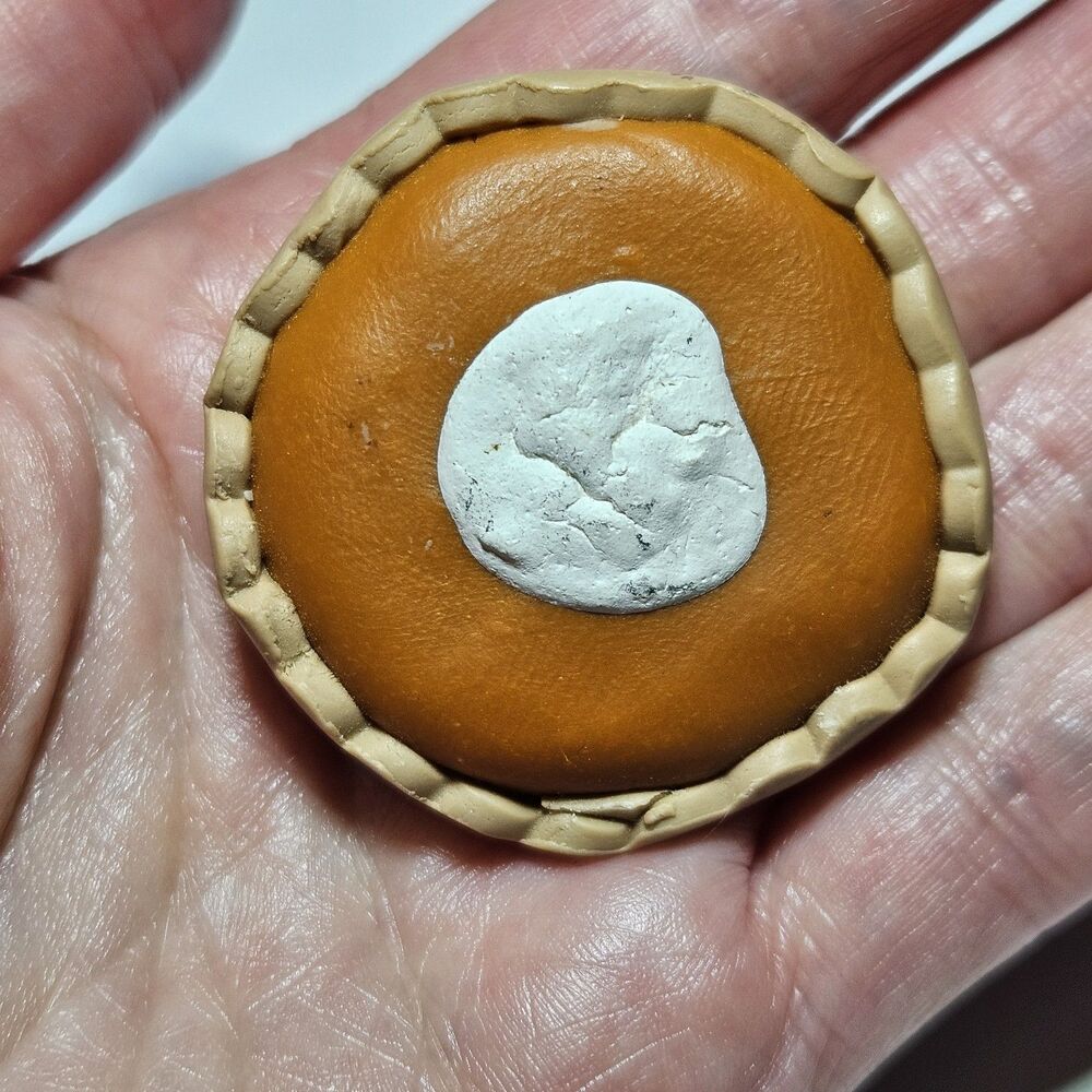 Artisan Handmade Home-made Pumpkin Pie Round Brooch